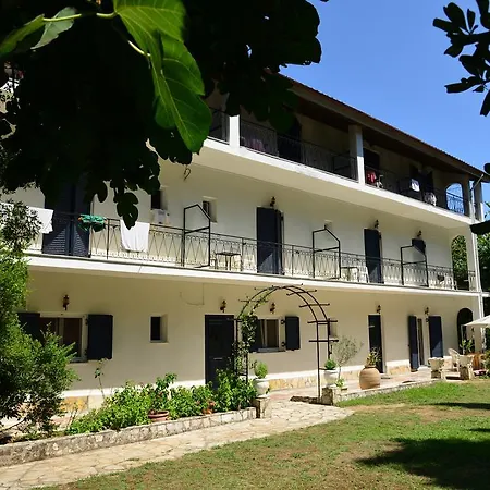 Guest house Ipiros 2*